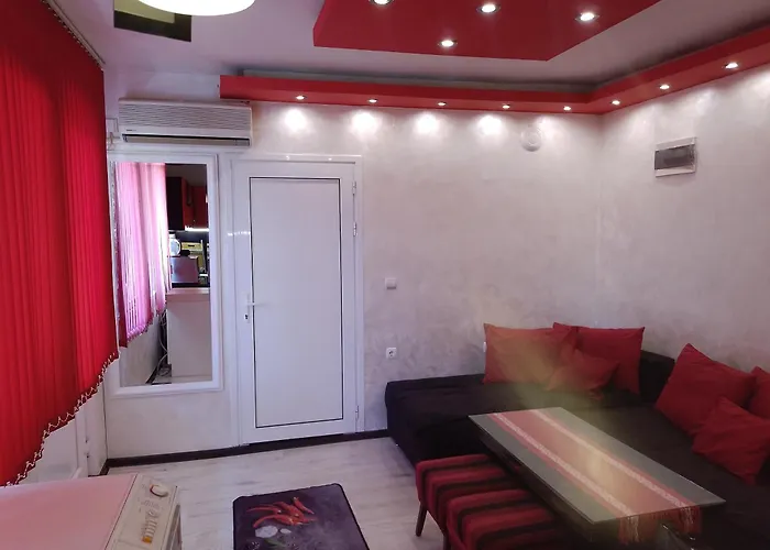 דירה Red House *